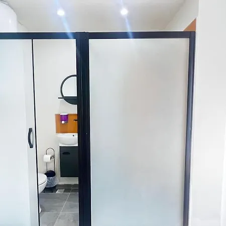 公寓 Wonder Karakoey 3- Ultra Luxury, 4br, 2ba, Ac Sea View Karakoey 伊斯坦布尔
